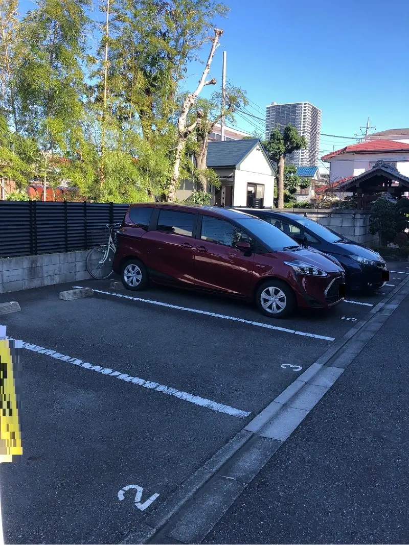 足立区中川２丁目　月極駐車場